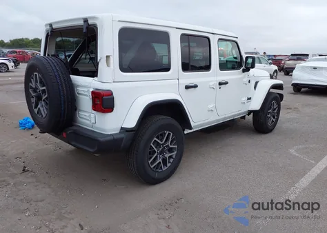 2025 Jeep Wrangler 4-Door Sahara 4X4 z USA, uszkodzony, nr VIN 1C4PJXEN3SW570518